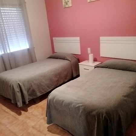 Las/Rosas Orgaz Luaran gambar